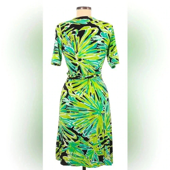 LILLY PULITZER Adalie Ruffle Green With Envy Wrap Dress MEDIUM - Picture 2 of 3